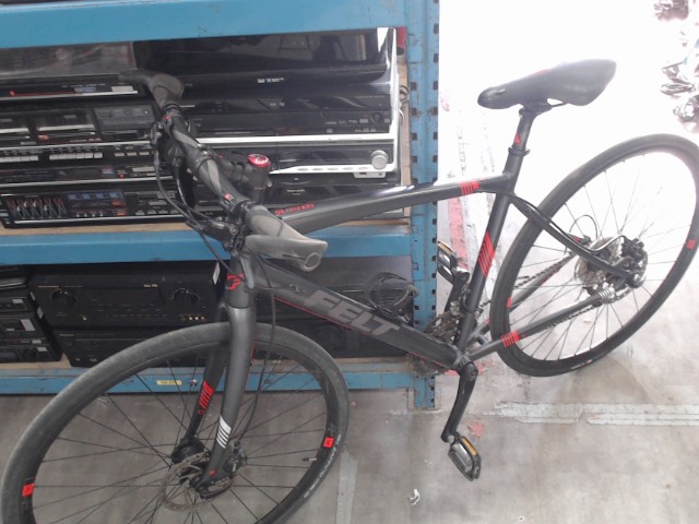 Velo route(hybrid)double frein disq(2017