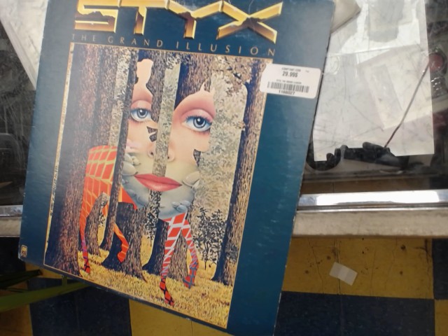 The grand illusion vinyl