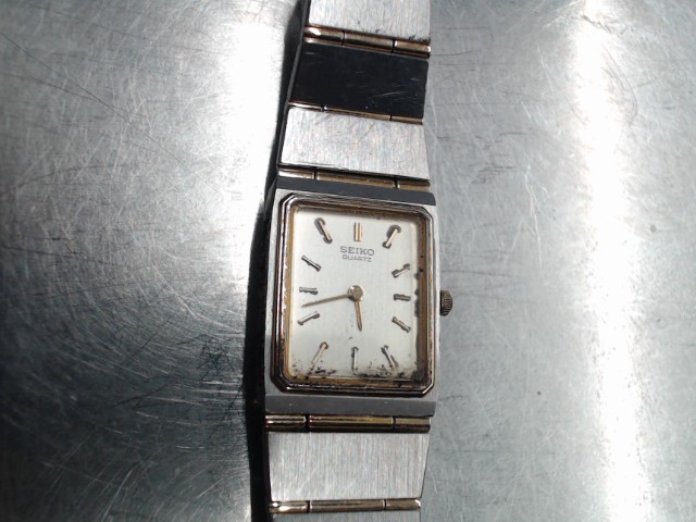 Montre seiko tank 15mm argent dor�