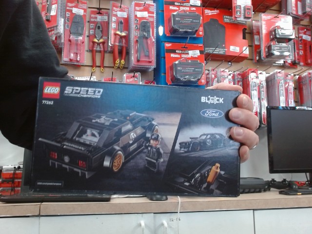 Speed chamption lego ken block
