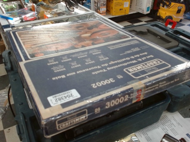 Set of 8 woodturnin tools
