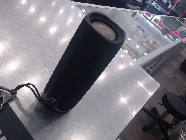 Speaker blutooth