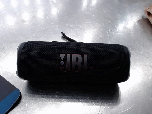 Speaker bluetooth