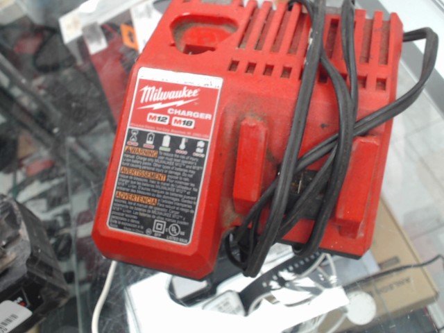 Chargeur a batterie