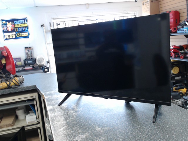 Smart tv 32pouces+man