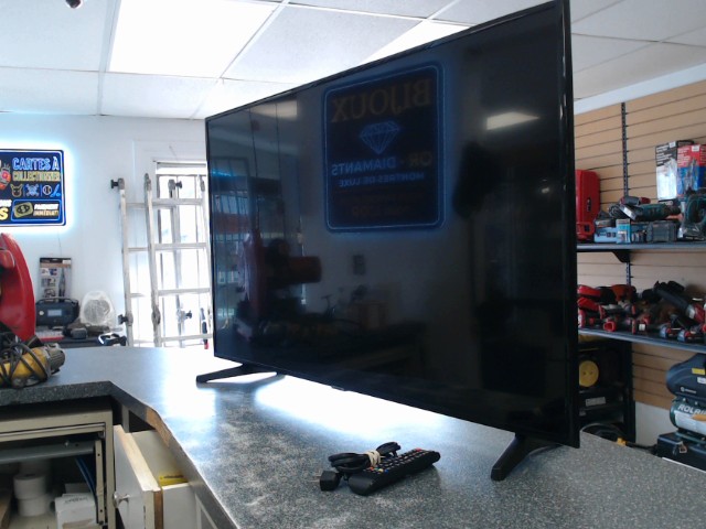 Tv samsung 50 pouces avec acc
