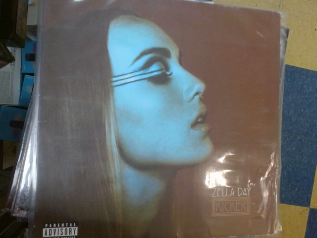 Kicker vinyl