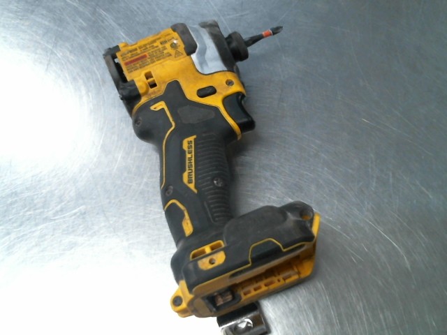 Impact driver initial m.m.+sac dewalt
