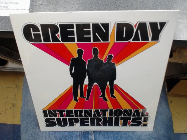 International superhits vinyl neuf
