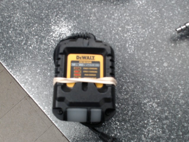 Chargeur dewalt