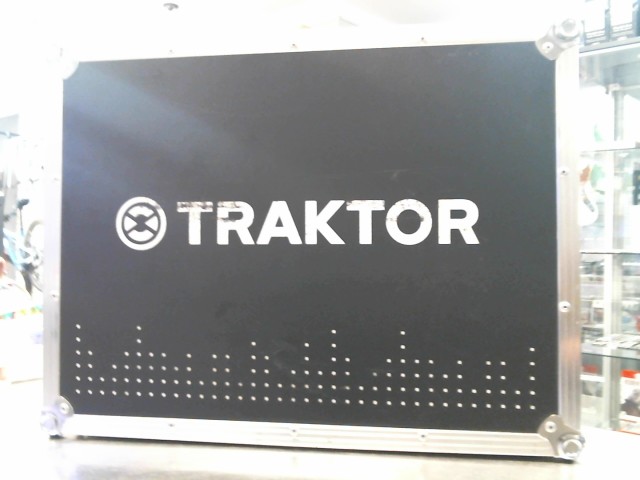 Etui/valise traktor pour controller