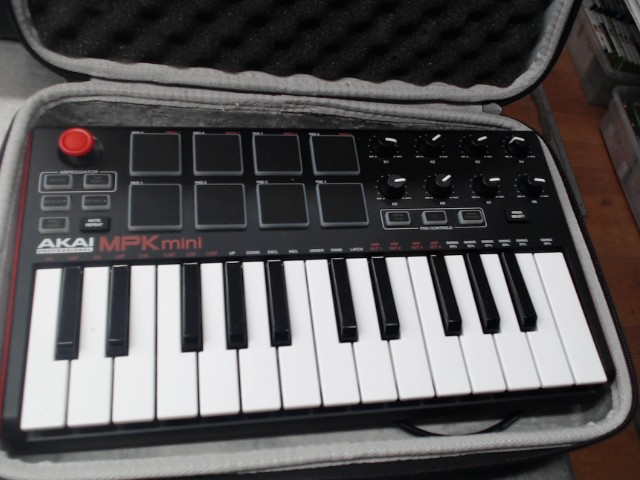 Akai mpk mini