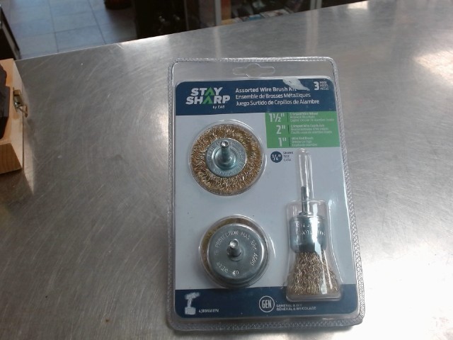 Ensemble de brosse en metal