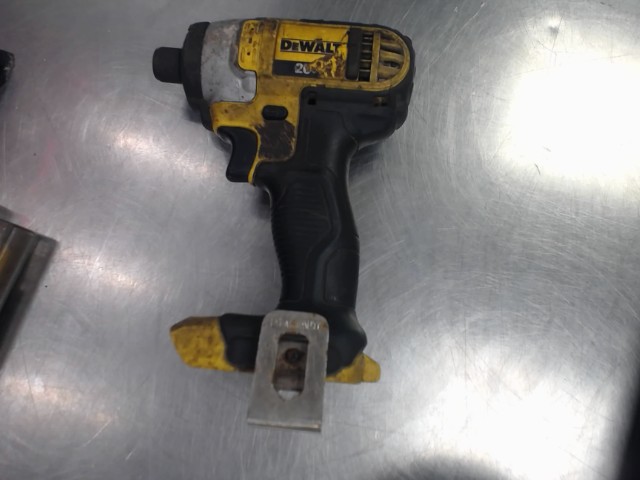 Impact driver dewalt