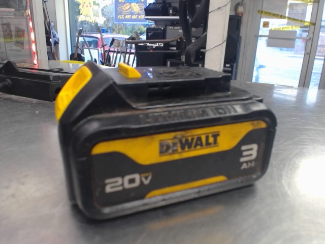 Batterie dewalt 3ah