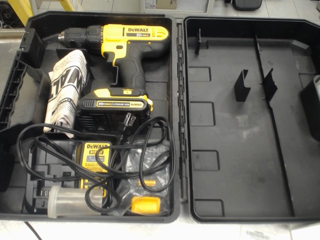 Drill dewalt bat +charg  + case
