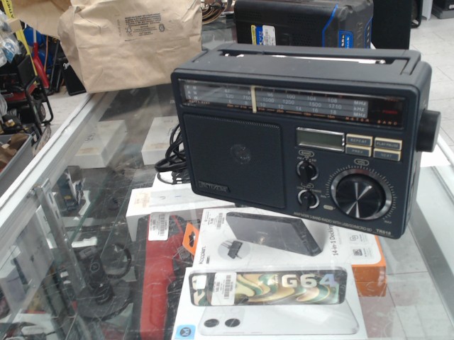 Compact radio filaire