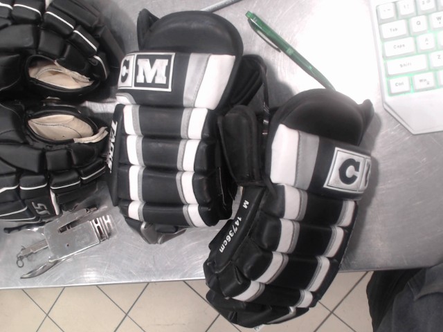 Gants de hockey