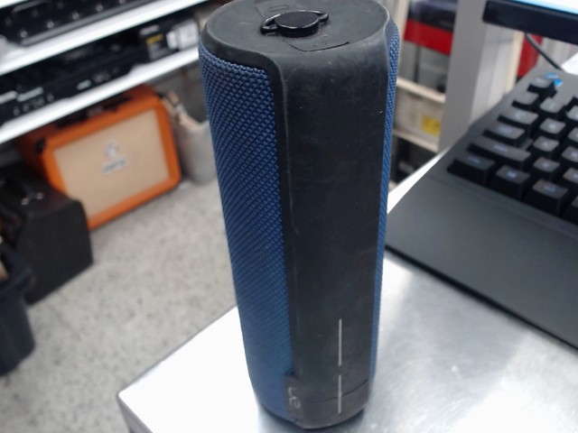 Ultimate ears boom 2 blue