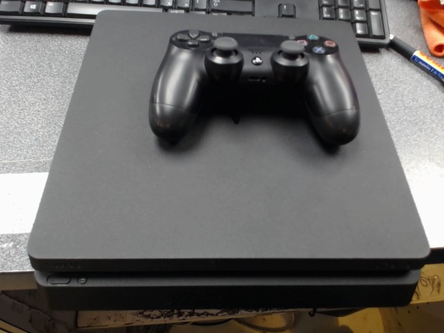 Ps4 avec une manette