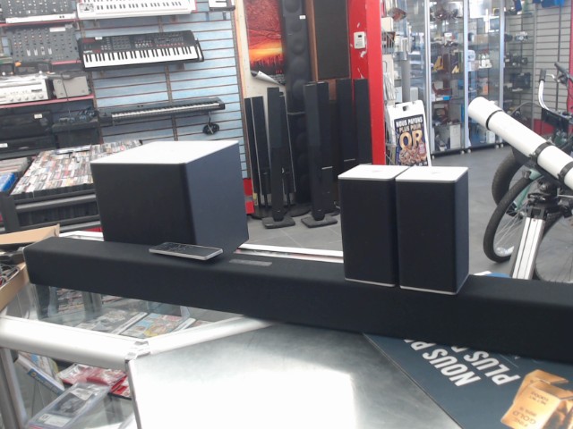 Equipe de son speakers + sub + tablette
