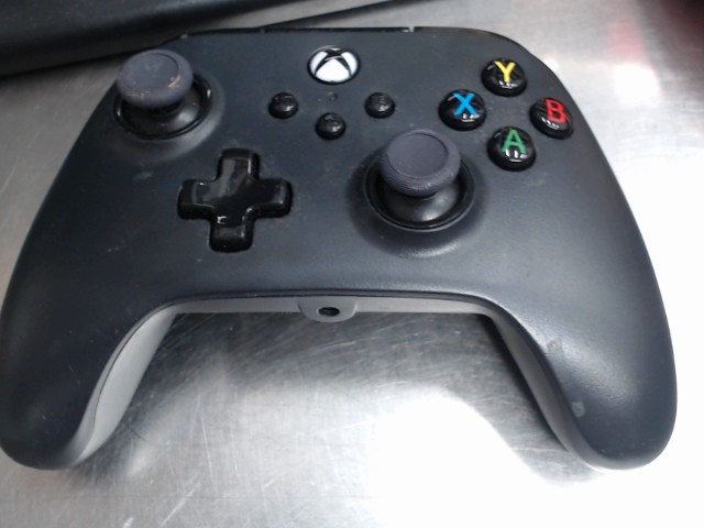 Manette power a pour xbox one
