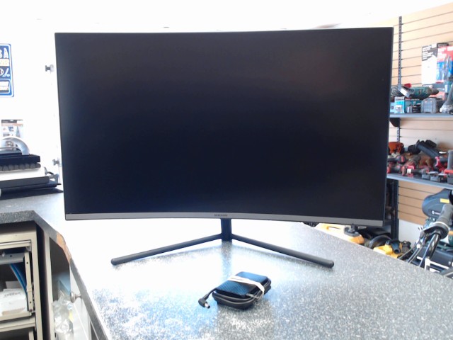 Moniteur curve 32''+fils