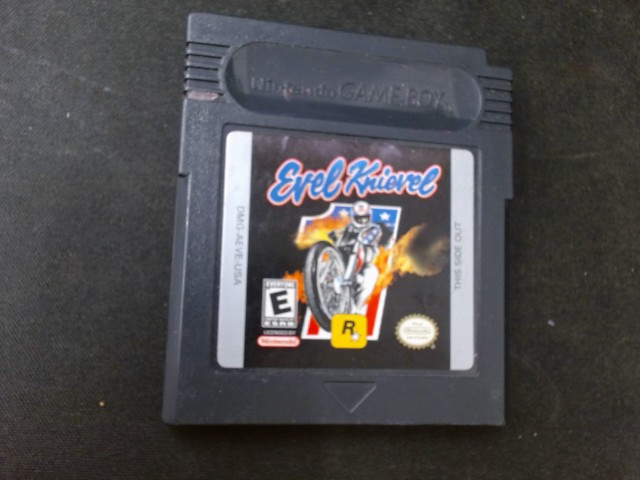 Jeu evel knievel loose gameboy