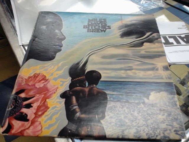 Bitches brew stereo vinyl