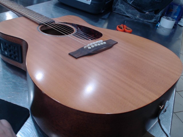 Guitar avec fishman