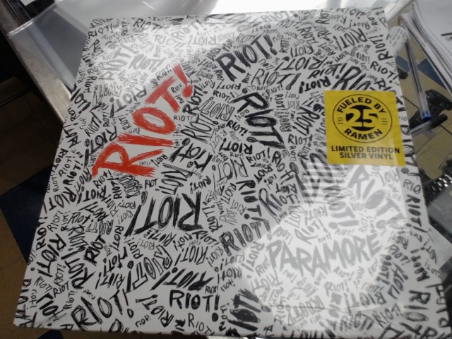 Riot limited silver edition vinyl