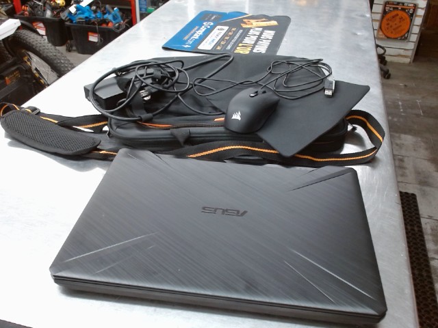 Portable de gaming avec souris ds etuit