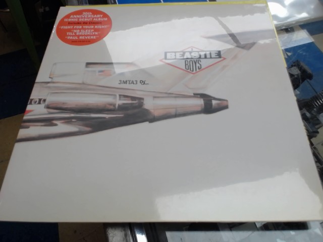 Licensed to iii vinyl