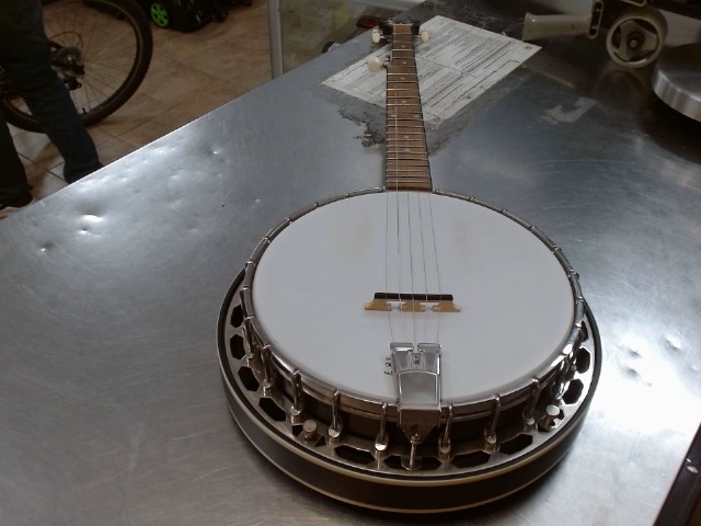 Banjo recording king noir