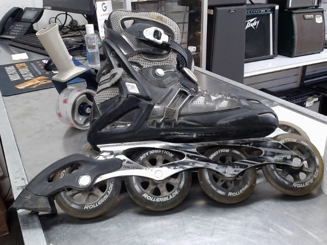 Patin a roue noir