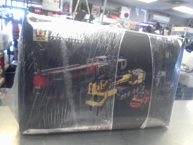 Lego technic liebherr ltm 1750 9.1
