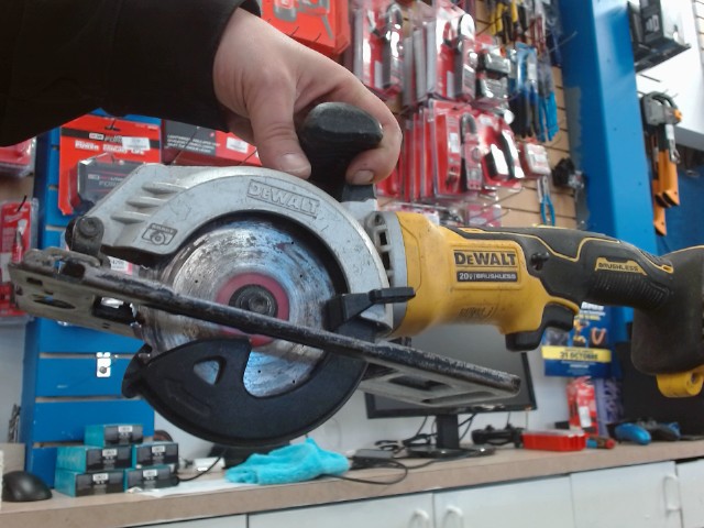 Mini circular saw