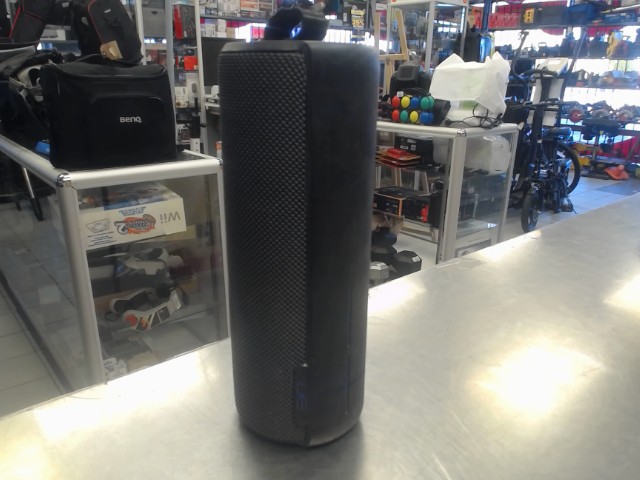Speaker maga boom