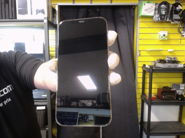 Iphone 12 pro max pile 74%