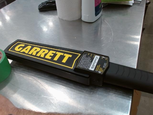 Hand held metal detector
