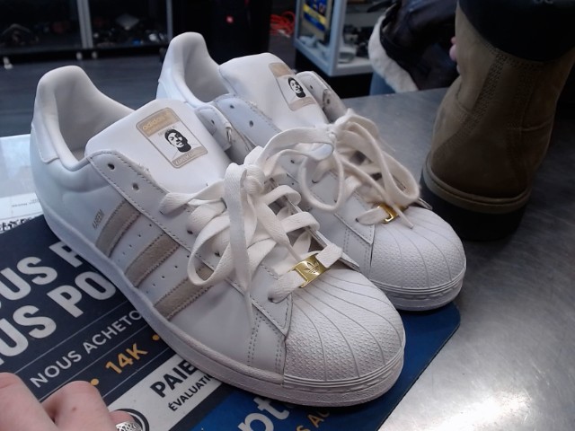 Soulier adidas white