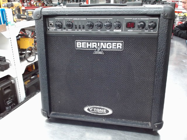 Amplie de guitare behringer