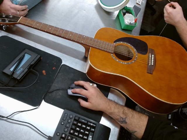 Guitare acoutstique norman