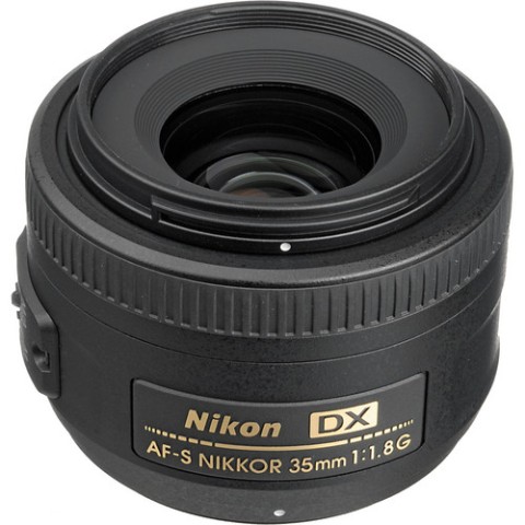 Nikor 35mm f 1.8