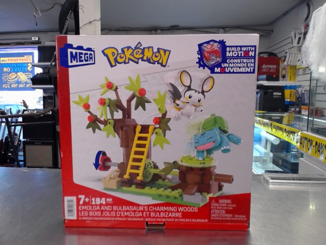 Pokemon emolga and bulbasaur