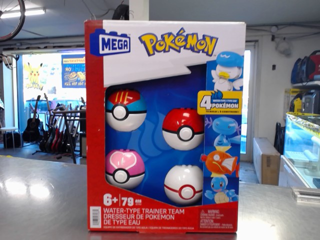 Pokemon pokeballes water type