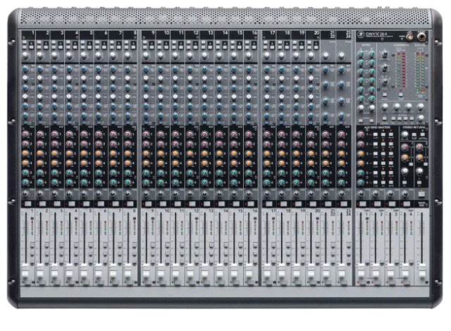 Mackie prenium analog mixer