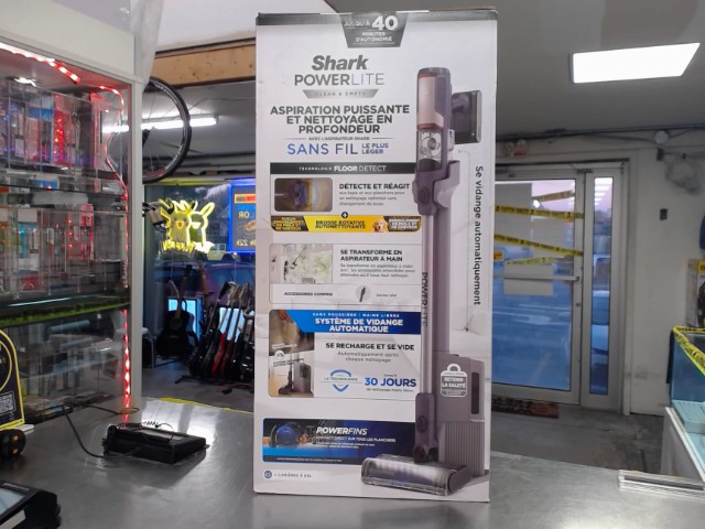 Aspirateur shark powerlite neuf