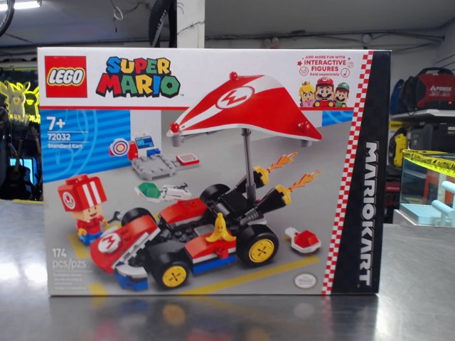 Lego super mario standard kart