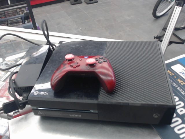 Xbox one noir 1st gen 500go + man rouge